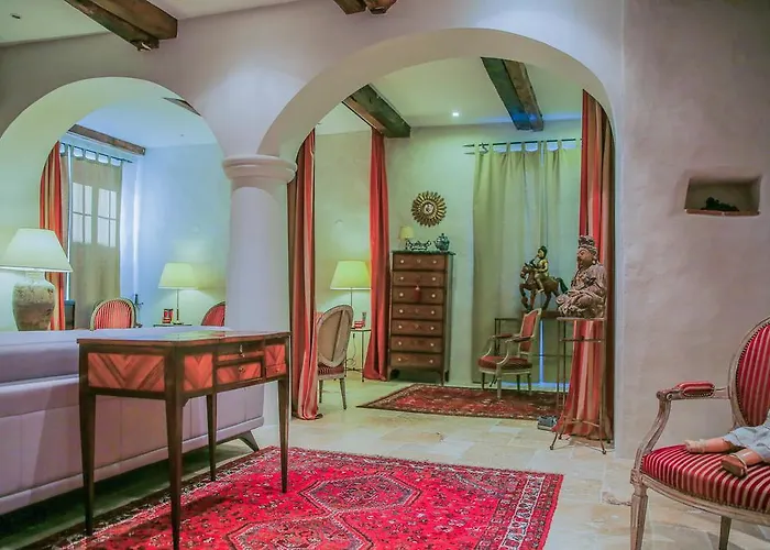 Πανσιόν Chateau De La Rode 5*